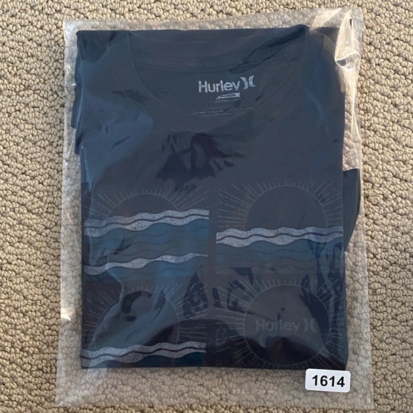 HURLEY “Sunrise Sunset” Surf Navy Blue Tee Shirt Men M Medium - Picture 5 of 5